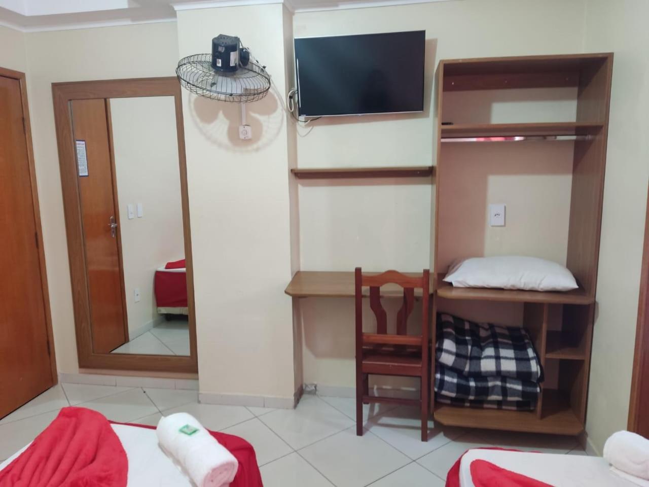 Hotel Sao Luiz Апаресида Экстерьер фото